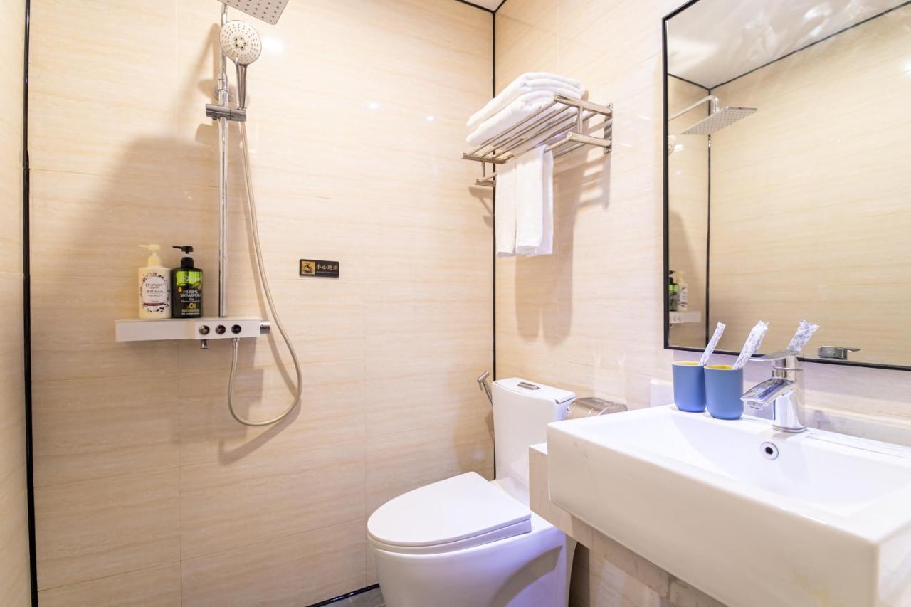 Puzzle Hotel - Zhongshan 8Th Road Chenjiaci Subway Station Branch Guangzhou Exterior foto